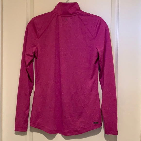 XS Women’s Semi-Fitted Danskin long sleeved cold weather top gym - Picture 2 of 8